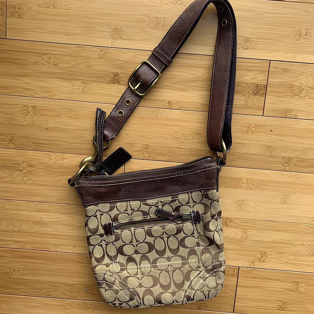 hand bag